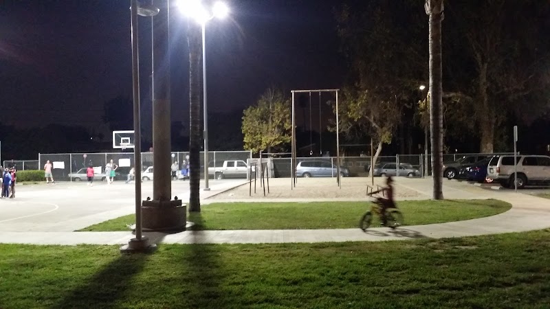 109th Street Recreation Center photo 2