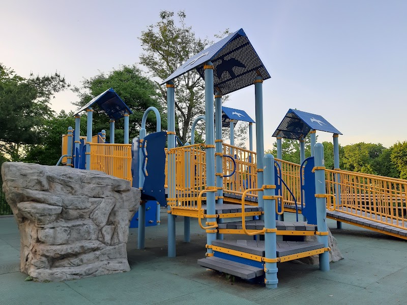 3rd Ave Playground photo 2