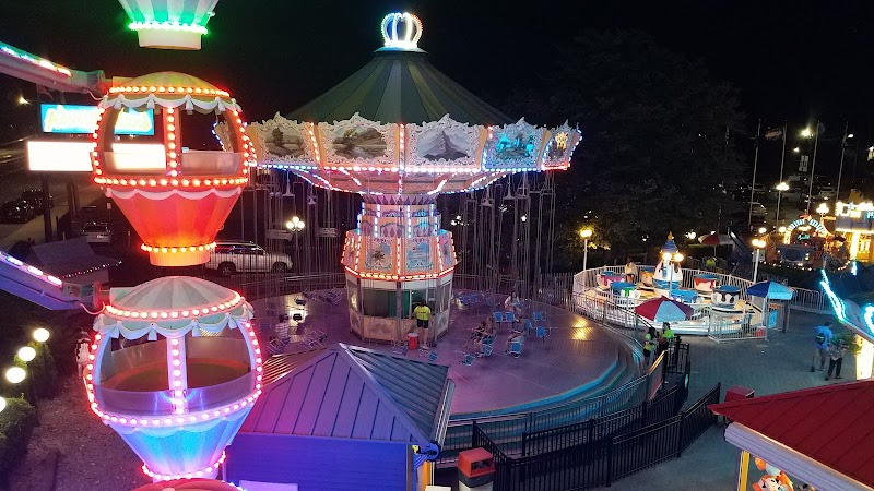 Adventureland photo 2