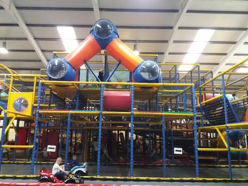 Air Thrill Falkirk Inflatable, Trampoline & Party Arena photo 2