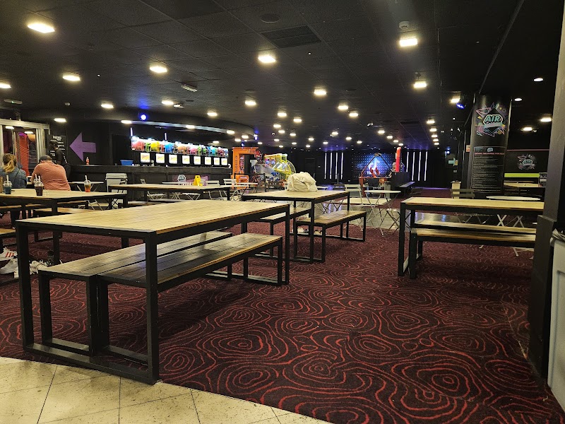 Air Thrill London (Catford Island) Inflatable, Combat Zone & Party Arena photo 2