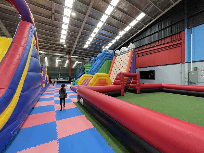 AiroWorld Trampoline & Inflatable Park photo 3