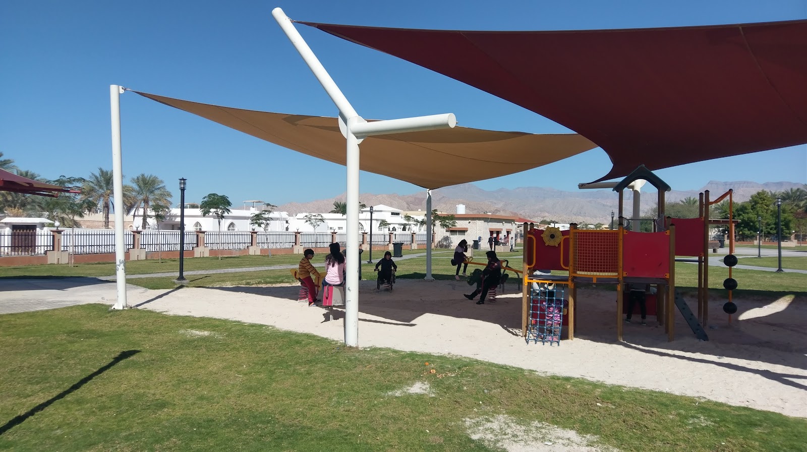 Al Uraibi Park photo 4