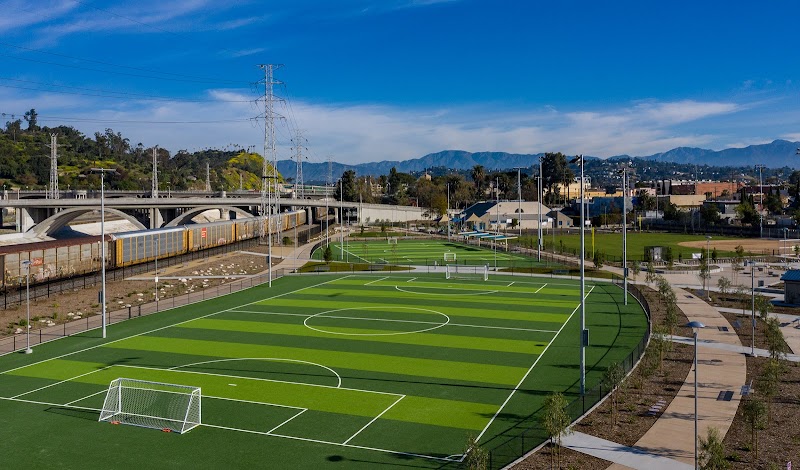 Albion Riverside Park photo 3