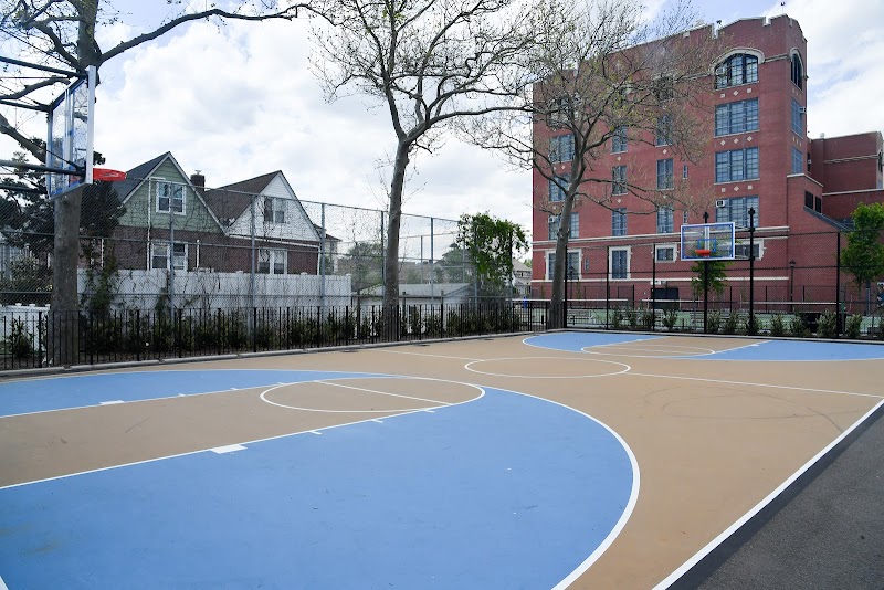 Almeda Playground photo 3