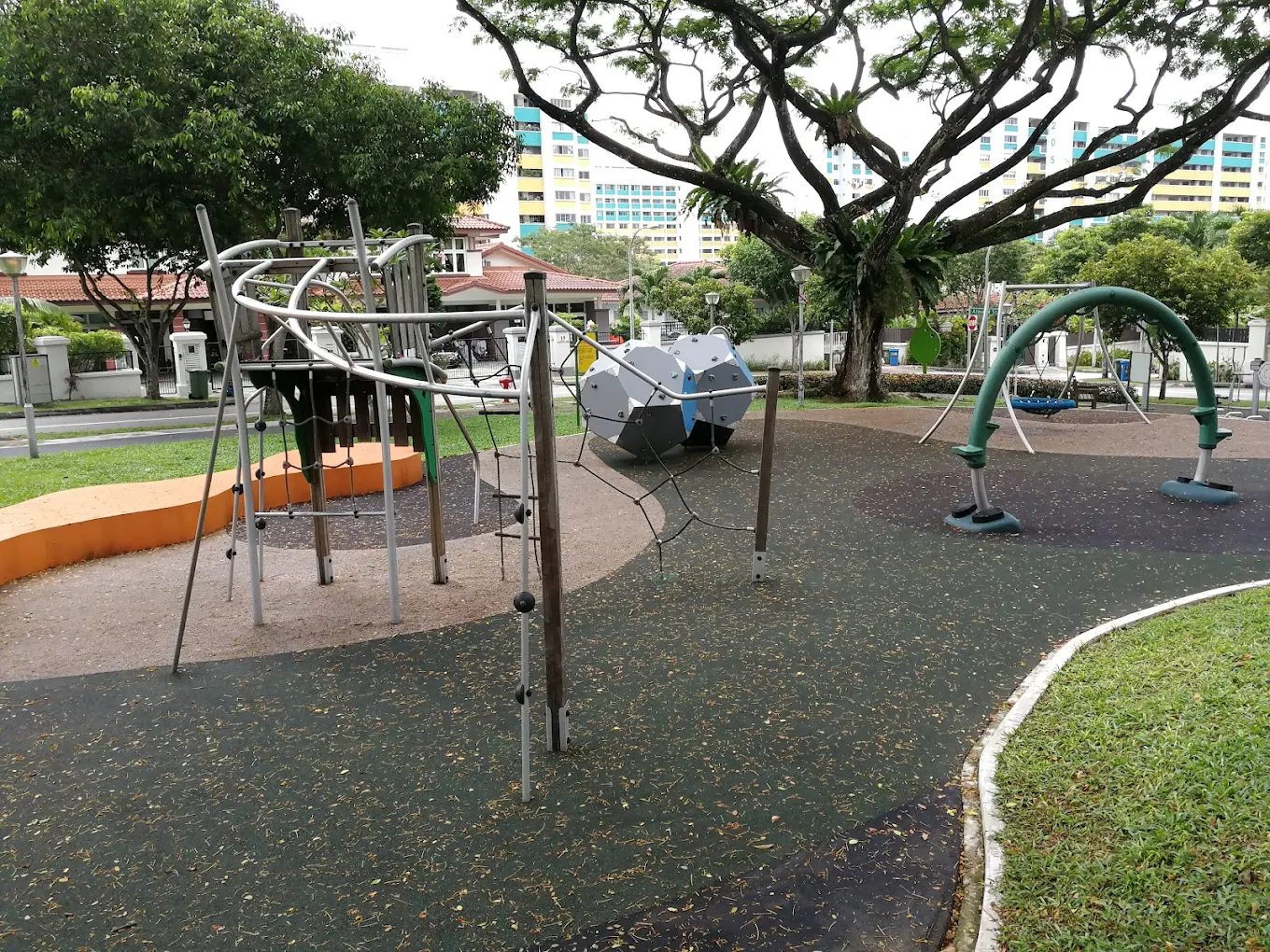 Almond Crescent Playground