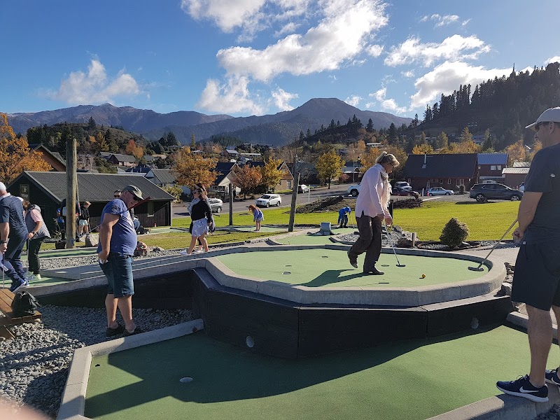 Alpine Crazy Putt & Village Cruisers photo 2
