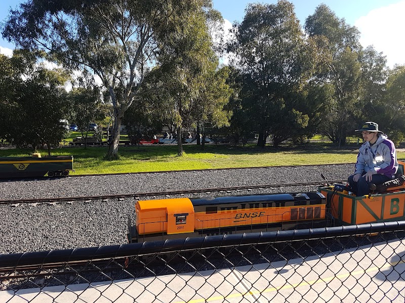 Altona Miniature Railway photo 3