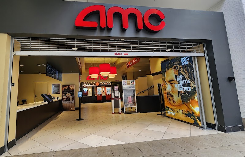 AMC Burbank Town Center 8