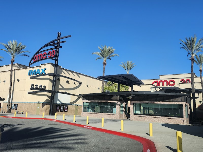 AMC Covina 17 photo 2