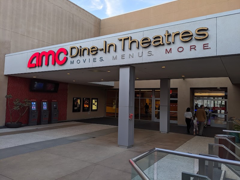 AMC DINE-IN Marina 6 photo 2