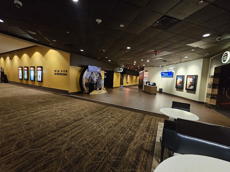 AMC DINE-IN Menlo Park 12 photo 3