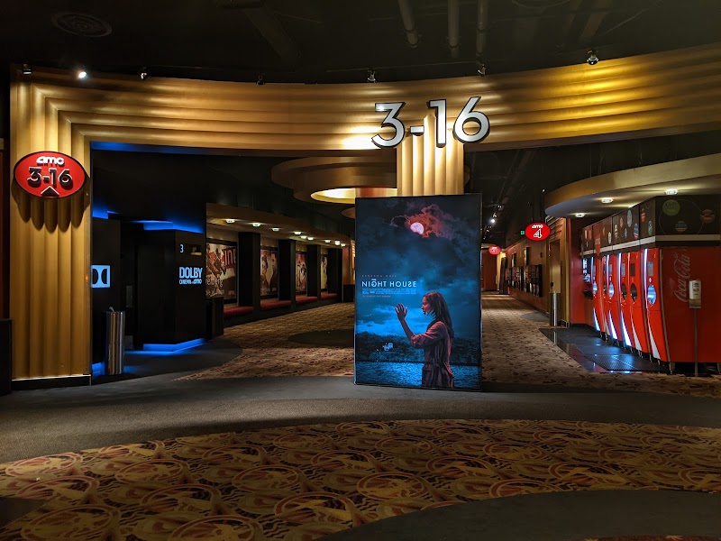 AMC Garden State Plaza 16 photo 2