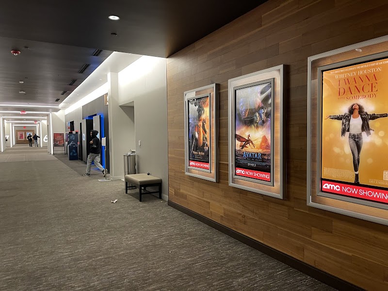 AMC Porter Ranch 9 photo 3