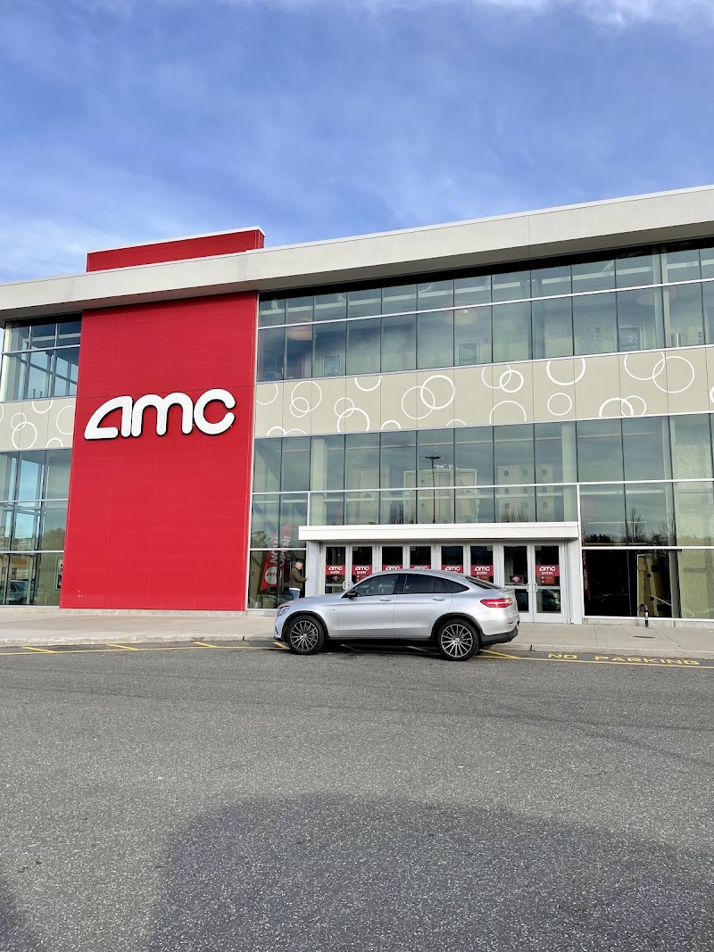 AMC Roosevelt Field 8 in Garden City, New York | Family Action
