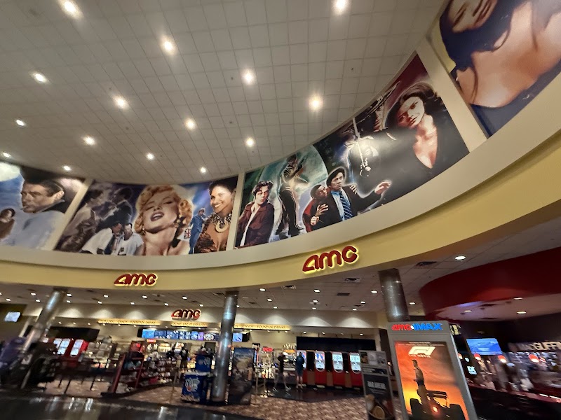 AMC Santa Anita 16