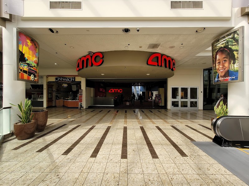 AMC South Bay Galleria 16 photo 2