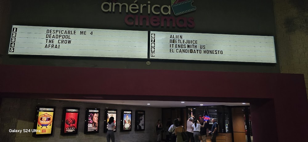 America Cinemas Phoenix (Espanol) photo 3