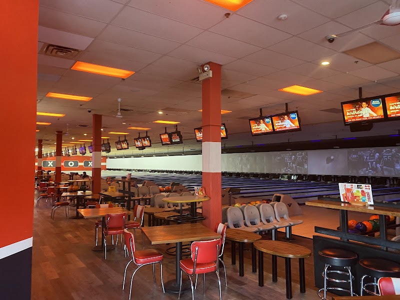 AMF Garden City Lanes photo 2