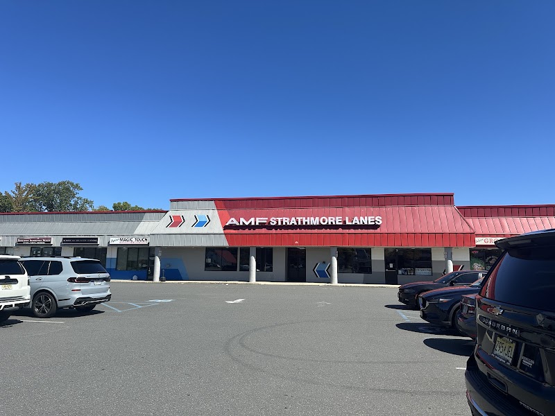 AMF Strathmore Lanes photo 3