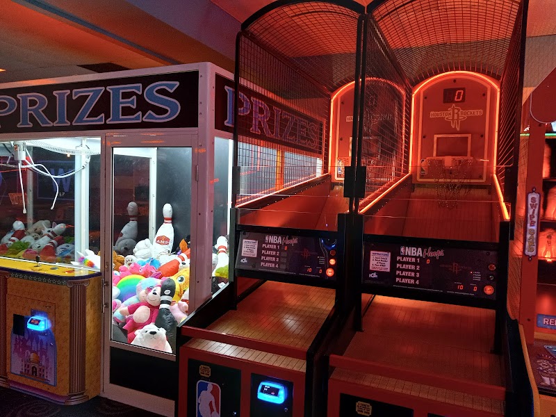 AMF Windfern Lanes photo 2
