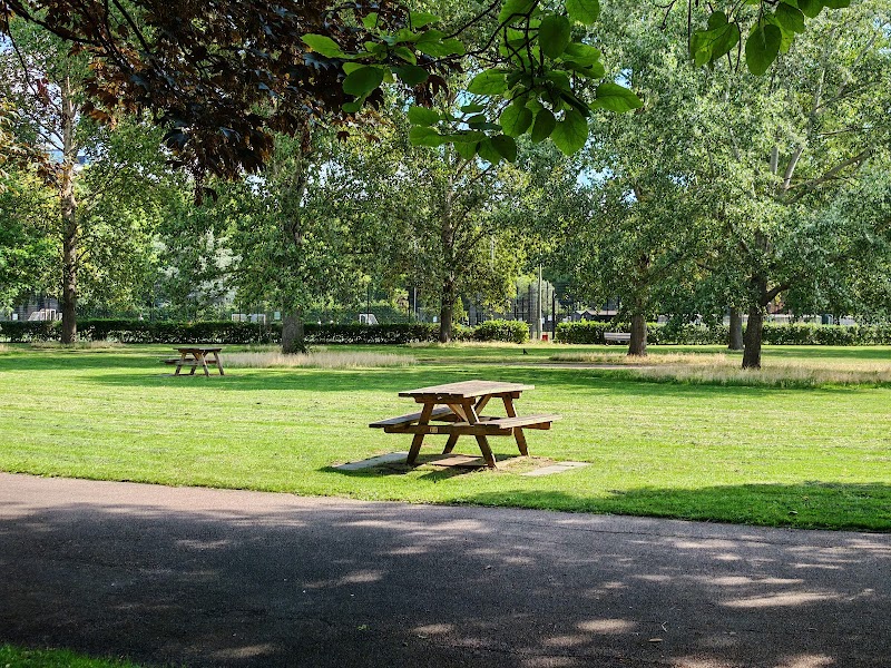 Archbishop's Park photo 2