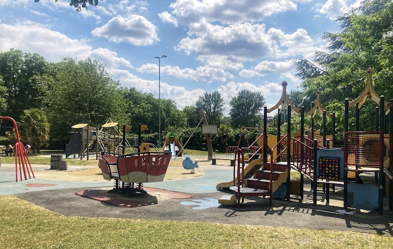 Archbishop's Park Playground photo 3