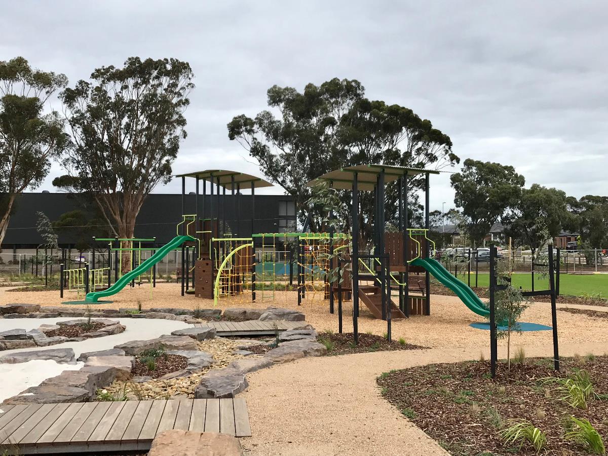 Arnolds Creek Reserve Playground photo 2
