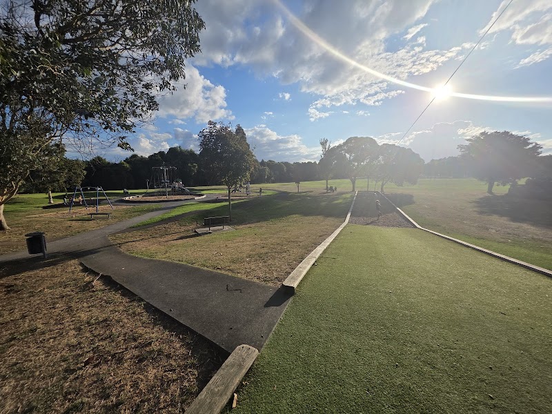 Ashurst Park photo 2