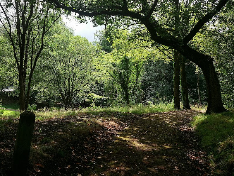 Barnfield Park, Prestwich photo 2