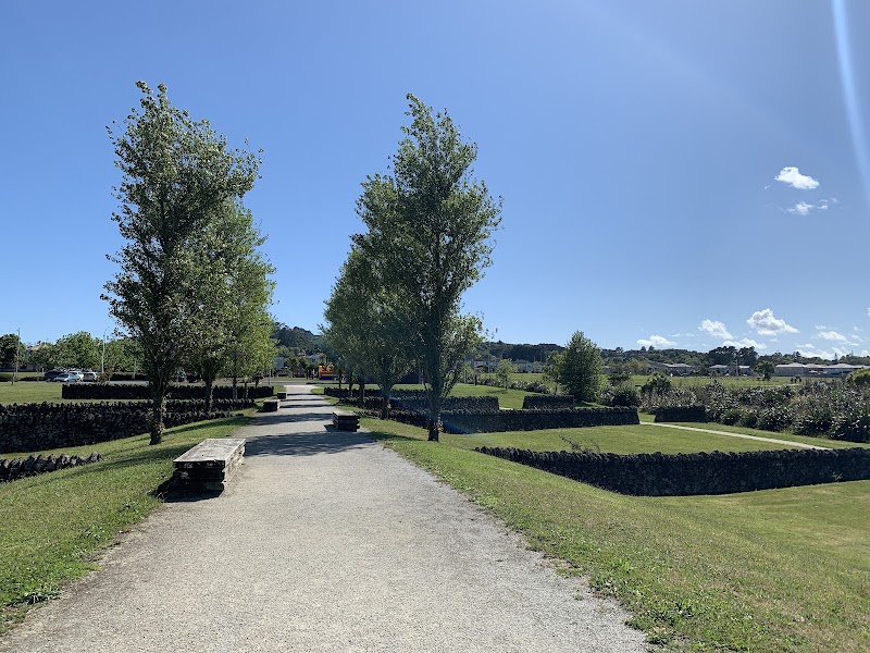 Barry Curtis Park
