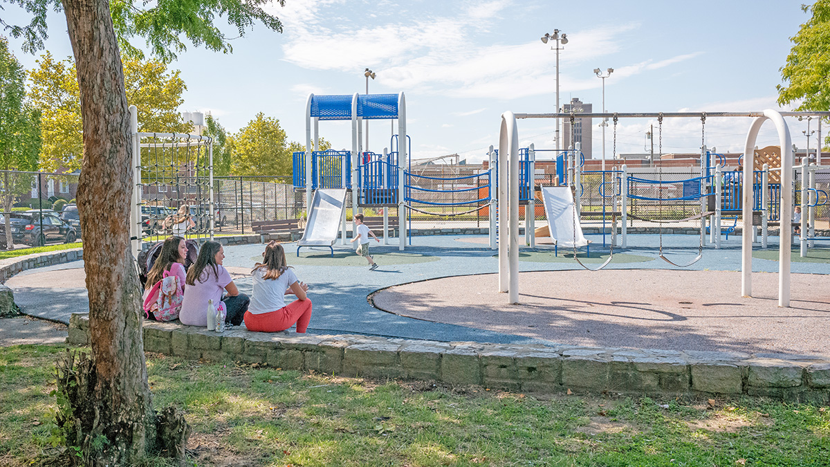 BARRY Playground