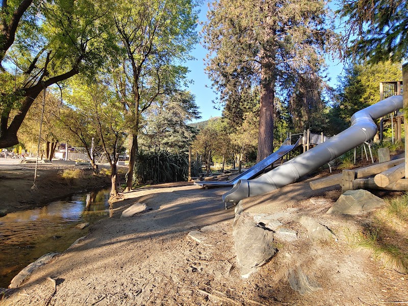 Bathhouse Playground photo 2