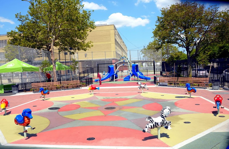 Beach Channel Playground photo 2