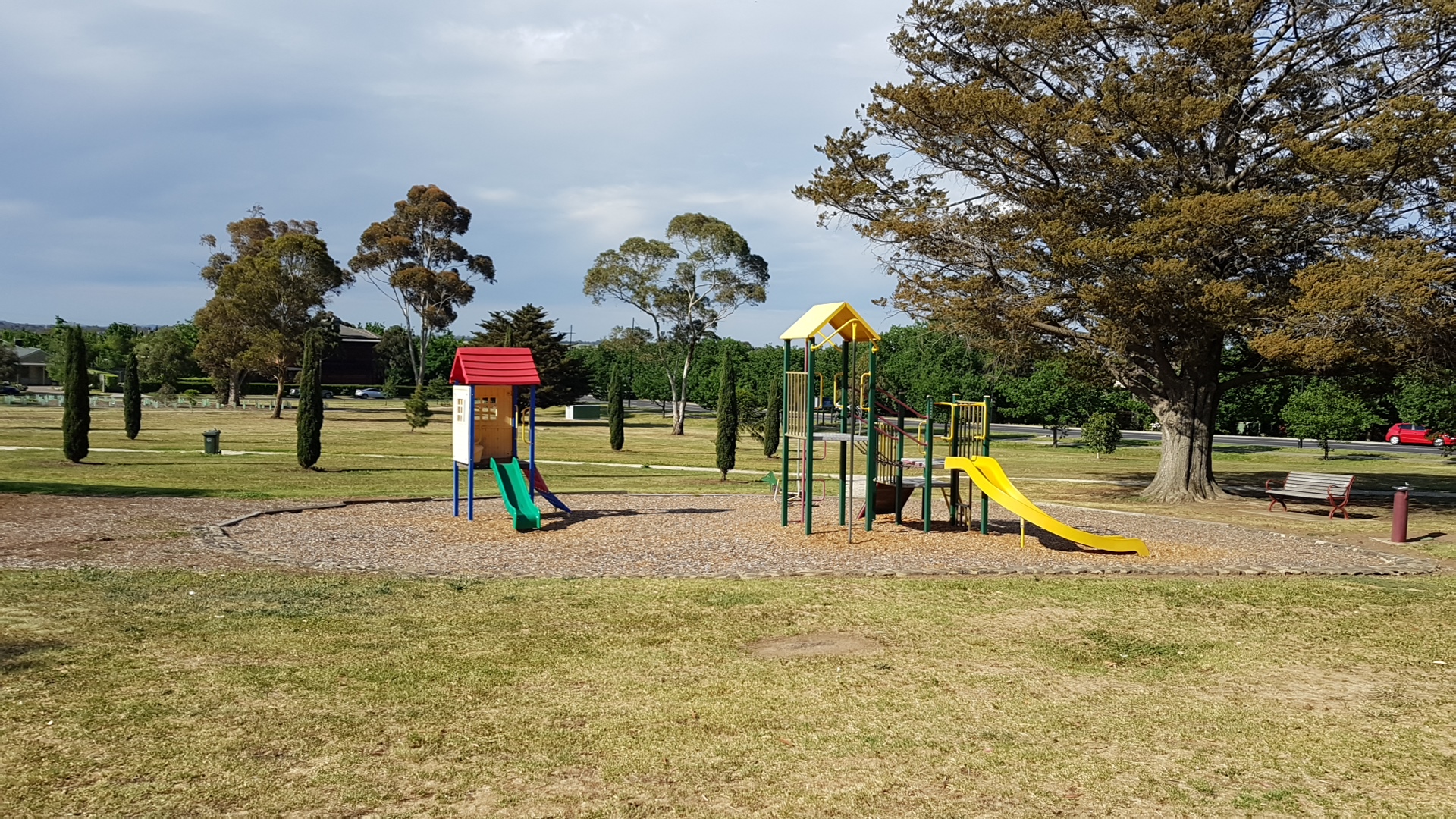 Beatrix Playground photo 2