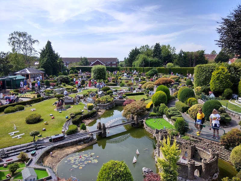 Bekonscot Model Village & Railway photo 2