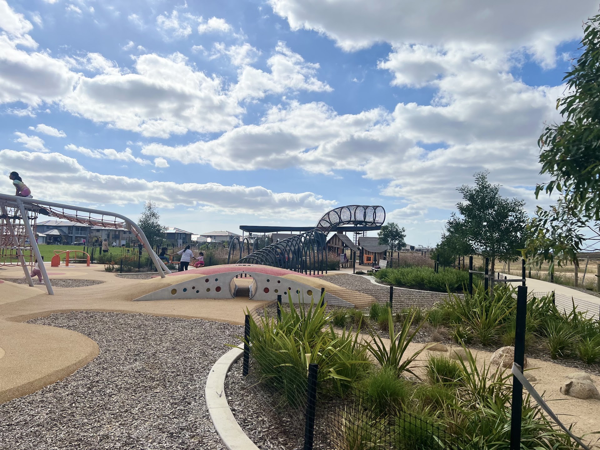 Bella Estate Park photo 2