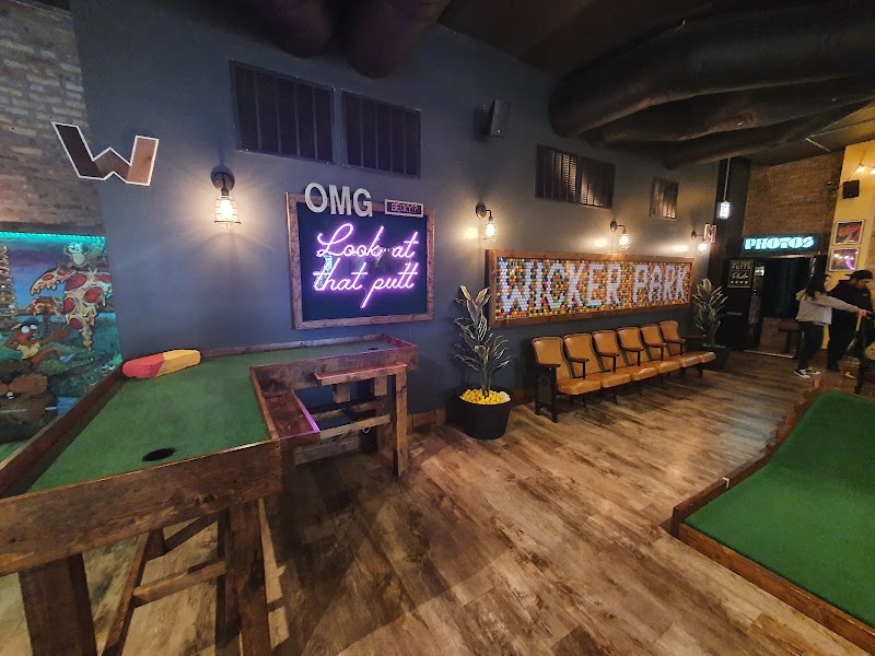 Big Mini Putt Club photo 2