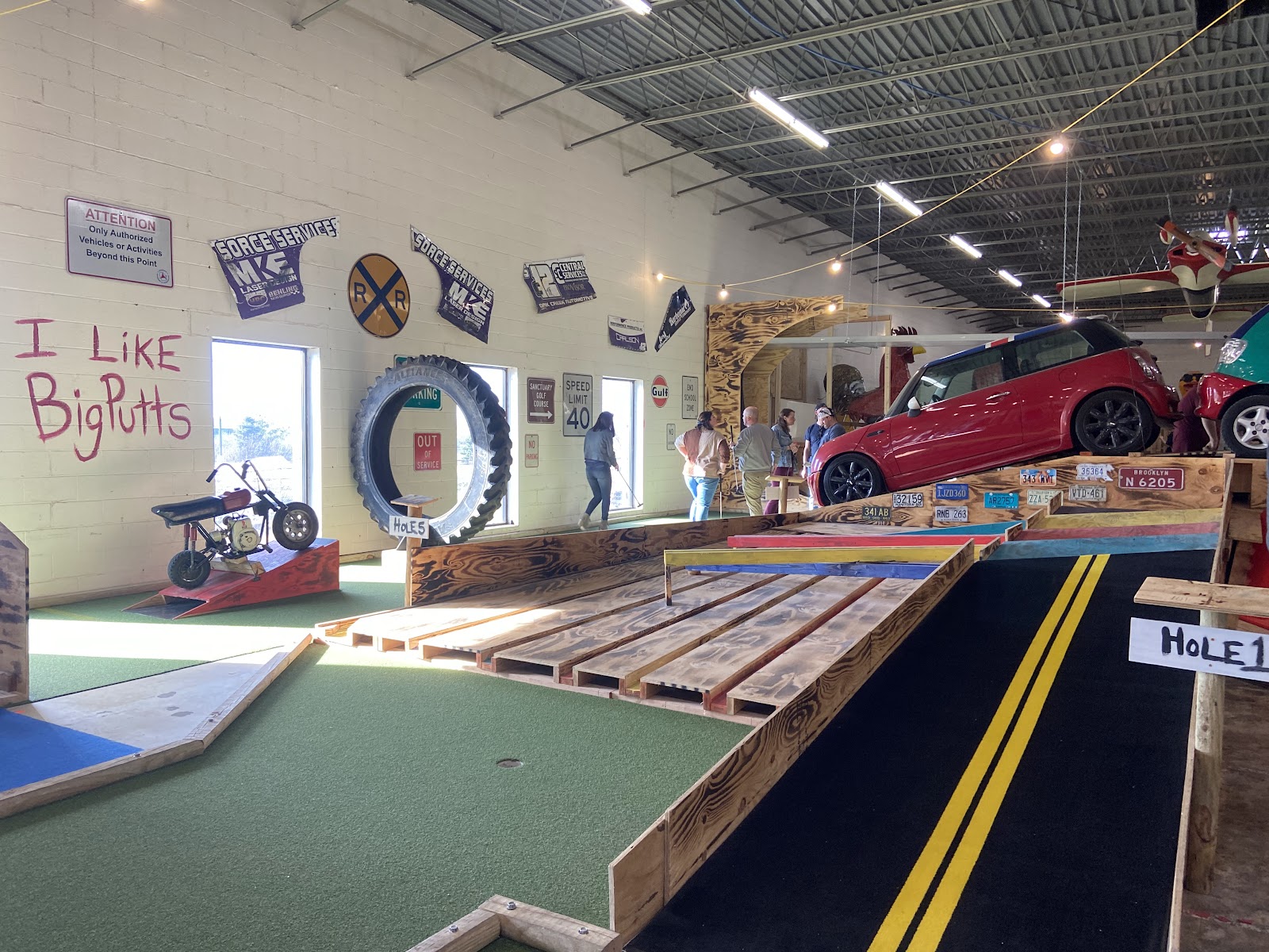 Big Putts Mini Golf - Waukesha