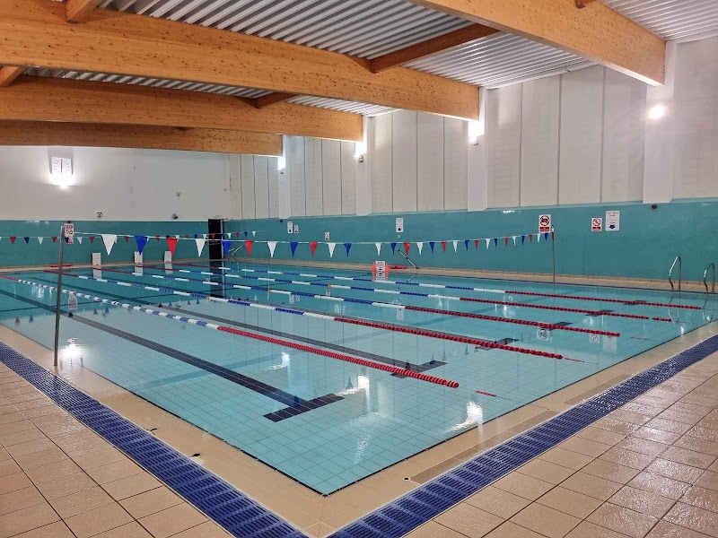 Biggin Hill Swimming Pool