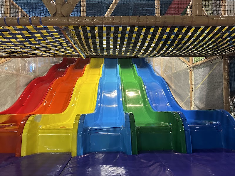Billy Beez Palisades Center photo 2