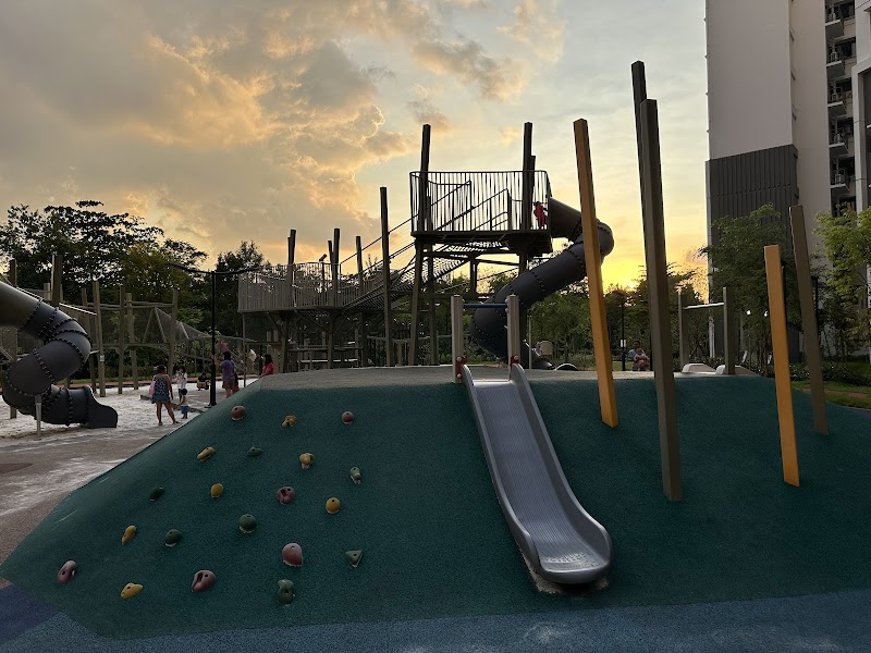Bird's Tower Playground photo 2