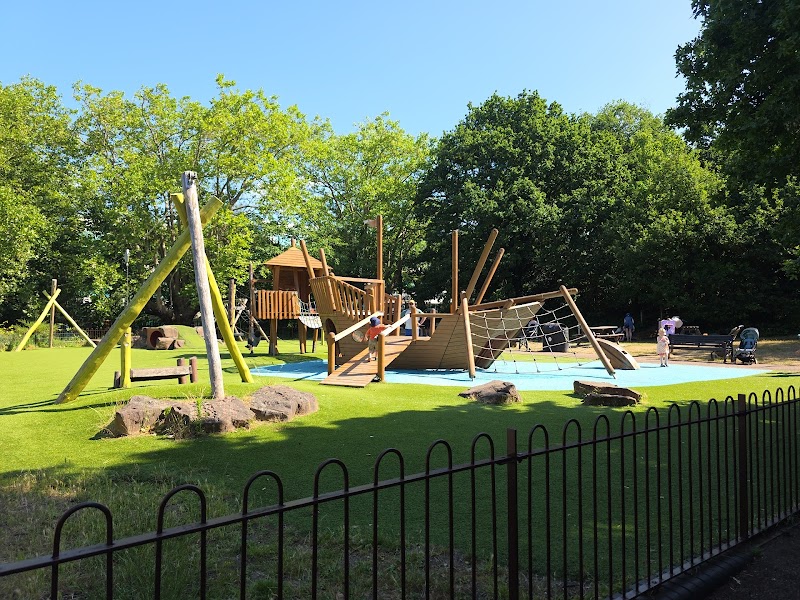 Bisterne Avenue Park Play Area