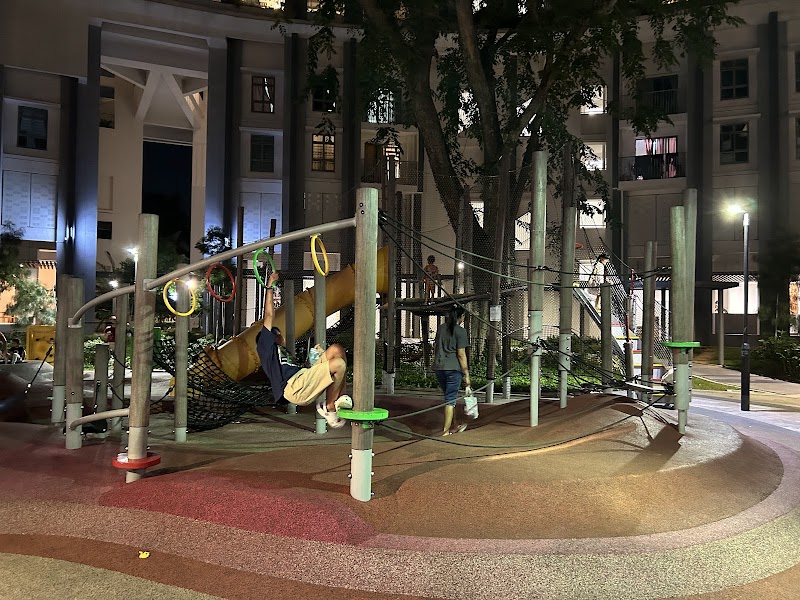 Blk 35 Margaret Drive - Hills & Ribbon Adventure Playground photo 2