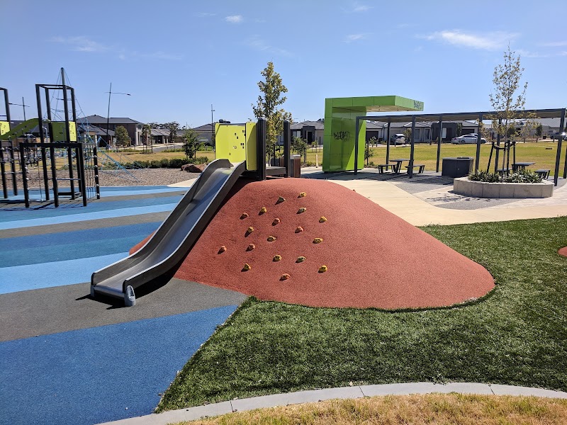 Bloomdale Avenue Playground