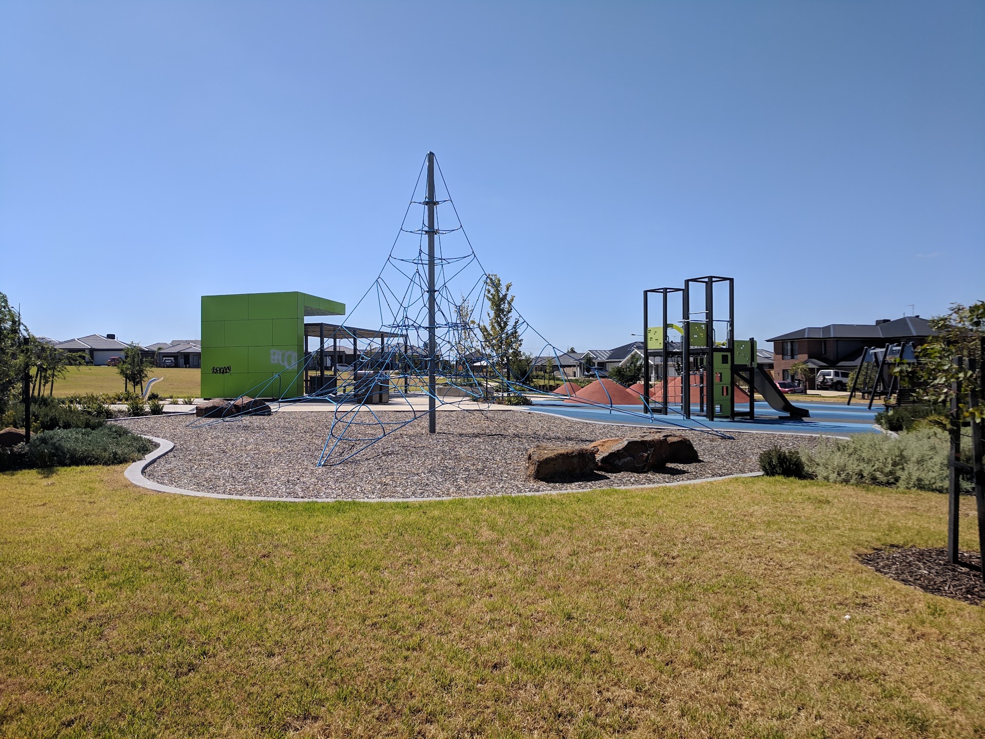 Bloomdale Avenue Playground photo 2