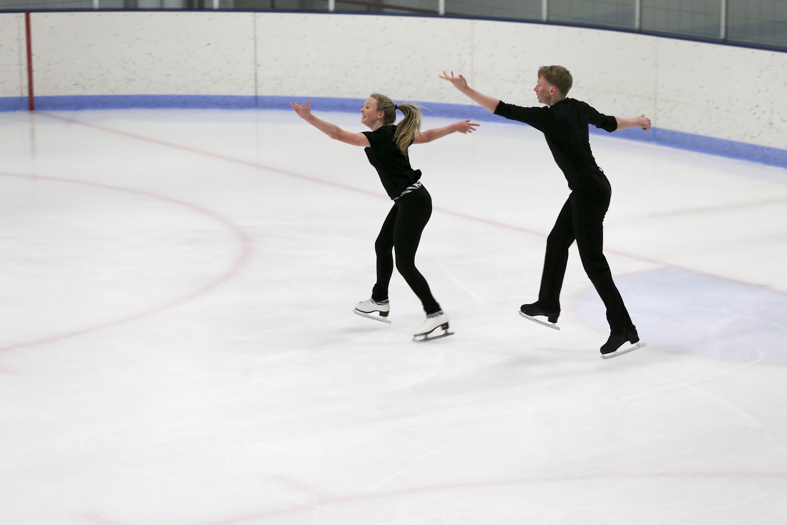 Bloomington Ice Garden photo 3