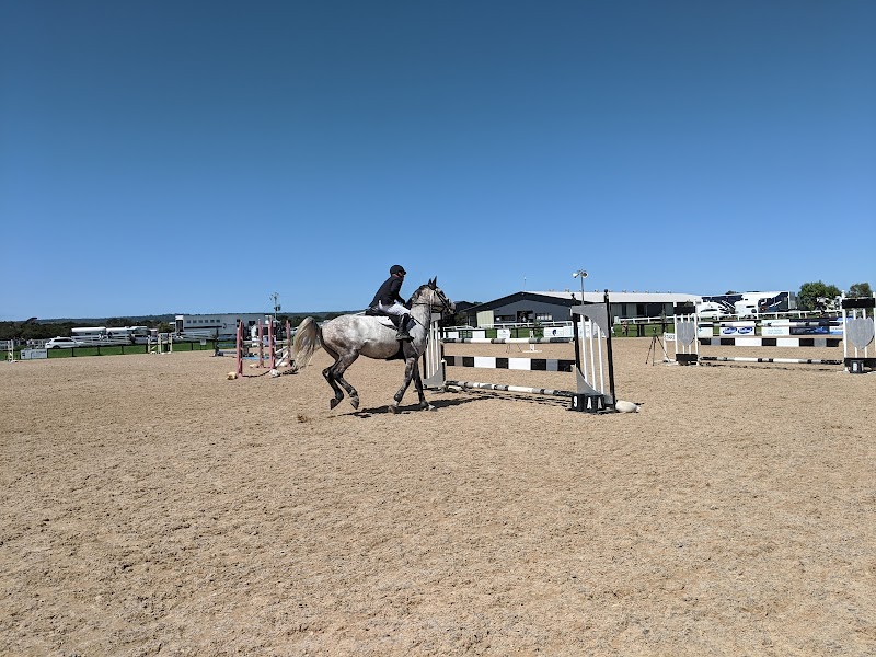 Boneo Park Equestrian Centre photo 2
