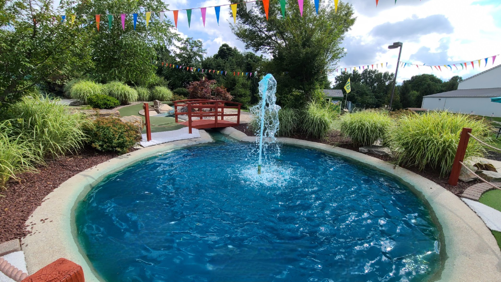 Boulder Falls Miniature Golf photo 2