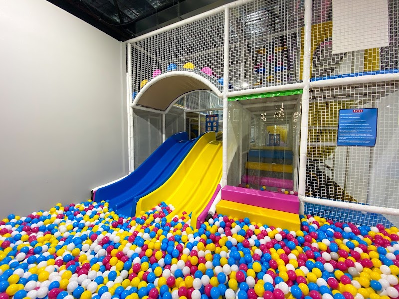 BOUNCE Inc - Belconnen photo 2